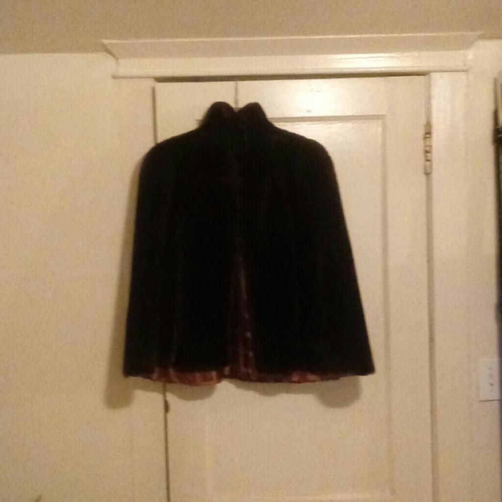 Vintage 1940's mouton fur cape